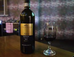 Immagine 4 di OFFIDA D.O.C.G. ROSSO  ZEII