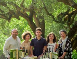 Immagine 1 di OLIO EXTRAVERGINE DI OLIVA CULTIVAR PISCIOTTANA DEL CILENTO CATEGORIA SUPERIORE