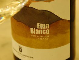 Immagine 4 di ETNA  CARRICANTE BIANCO SUPERIORE D.O.C.