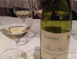 Immagine 4 di VERDICCHIO DEI CASTELLI DI JESI RISERVA D.O.C.G. SAN SISTO