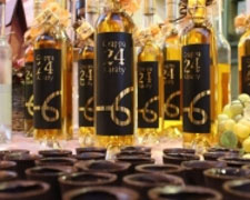 Immagine 1 di GRAPPA 24 KARATY MASO BELVEDERE