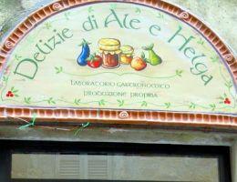 Immagine 2 di SFRATTO DEI GOYM