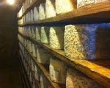 Immagine 1 di CASTELMAGNO D.O.P. CASEIFICIO ARNEODO MARCO