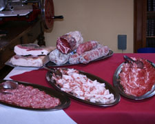 Immagine 1 di MULETTA STAGIONATA AL MOSTO DI UVE AUTOCTONE SALUMIFICIO BUSTESE