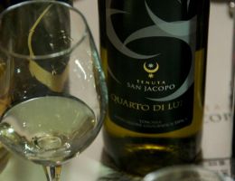 Immagine 3 di QUARTO DI LUNA BIANCO TOSCANA I.G.T.