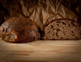 Immagine 1 di PANE FICHI NOCI E UVETTA