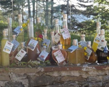 Immagine 2 di LIQUORE AL FRAGOLINO SELVATICO