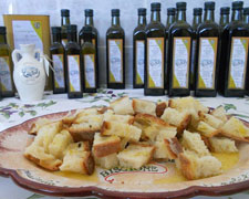 Immagine 1 di OLIO EXTRAVERGINE DI OLIVA BLEND DI  ALTA QUALITA'