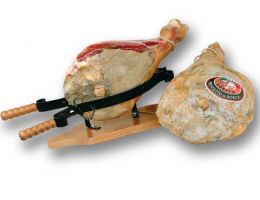 Immagine 1 di PROSCIUTTO CRUDO DI NORCIA I.G.P.