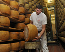 Immagine 1 di PARMIGIANO REGGIANO D.O.P.