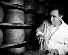 Immagine 1 di PARMIGIANO REGGIANO D.O.P. 40 MESI