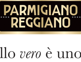 Immagine 4 di PARMIGIANO REGGIANO D.O.P. CASEIFICIO MOSCATTINI