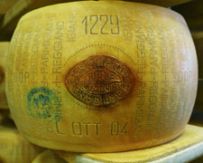 Immagine 1 di PARMIGIANO REGGIANO 24 MESI D.O.P.