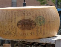 Immagine 5 di PARMIGIANO REGGIANO D.O.P. 84 MESI