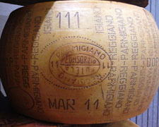 Immagine 2 di PARMIGIANO REGGIANO D.O.P. ​​​​​​​AGRI LA RAZZA