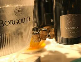 Immagine 2 di VALDOBBIADENE PROSECCO SUPERIORE D.O.C.G. RIVE DI COLLALTO BRUT