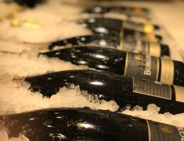 Immagine 3 di VALDOBBIADENE PROSECCO SUPERIORE D.O.C.G. RIVE DI COLLALTO BRUT