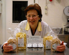 Immagine 2 di PASTA ARTIGIANALE DI ALTA QUALITA' DI SEMOLA DI GRANO DURO TRAFILATA AL BRONZO