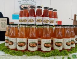 Immagine 1 di SUCCO DI MELE ANTICHE BIO PETRI