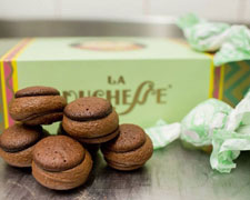 Immagine 2 di LA DUCHESSA BON BON DI CIOCCOLATO PASTICCERIA SACCHERO