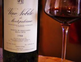 Immagine 2 di NOBILE DI MONTEPULCIANO D.O.C.G. RISERVA