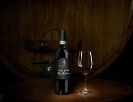 Immagine 1 di NOBILE DI MONTEPULCIANO D.O.C.G. PIETRA ROSSA