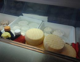 Immagine 4 di Caciotta Frentana Stagionata