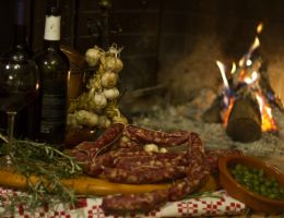 Immagine 1 di SALCICCIA DI COSCIA INTERA DI SUINO