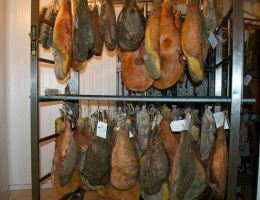 Immagine 1 di Guanciale da Suino Nero dei Monti Sabini