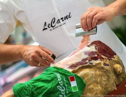 Immagine 1 di PROSCIUTTO CRUDO DI MORA ROMAGNOLA 24 MESI LE CARNI DI MARCO MIGANI