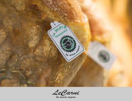 Immagine 2 di PROSCIUTTO CRUDO DI MORA ROMAGNOLA 24 MESI LE CARNI DI MARCO MIGANI