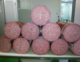 Immagine 2 di SALAME AL VINO ROSSO