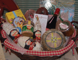 Immagine 2 di PROSCIUTTO CRUDO DOLCE TRADIZIONALE ABRUZZESE