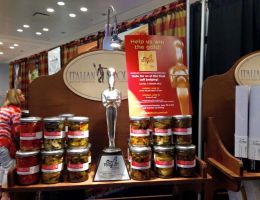 Immagine 1 di OLIVE FARCITE ALLE MANDORLE