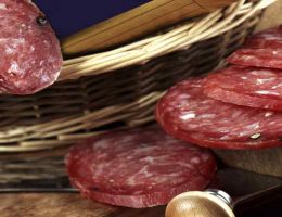 Immagine 1 di SALSICCIA STAGIONATA DI CINGHIALE