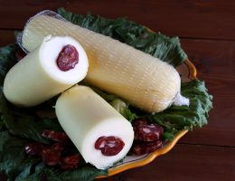 Immagine 1 di Formaggio Silano con Salciccia