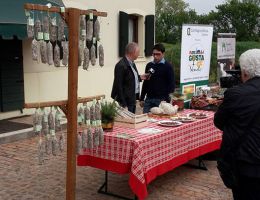 Immagine 5 di SOPPRESSA DI PECORA