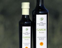 Immagine 1 di OLIO EXTRAVERGINE DI OLIVA  D.O.P. GARDA BRESCIANO DI CATEGORIA SUPERIORE NONNA BETTINA