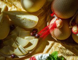 Immagine 4 di CACIOCAVALLO DI CASTELFRANCO IN MISCANO