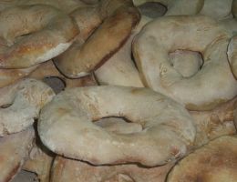 Immagine 2 di TARALLI SUGNA E PEPE