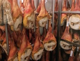 Immagine 5 di PROSCIUTTO CRUDO DI SUINO NERO DEI NEBRODI