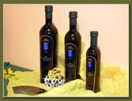 Immagine 1 di OLIO EXTRAVERGINE DI OLIVA CASTEL CAMASTRA' D.O.P. VALDEMONE BLEND DI QUALITA' SUPERIORE