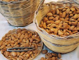 Immagine 1 di MANDORLE BIO DELLA SICILIA