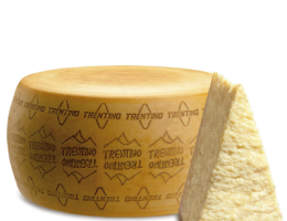 Immagine 1 di GRANA PADANO D.O.P. CASEARIA MONTI TRENTINI