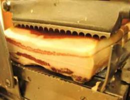 Immagine 3 di PANCETTA LEGGERMENTE AFFUMICATA D'OSVALDO DI CORMONS