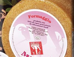 Immagine 1 di MONTES DA LATTE DI CAPRA