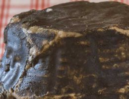 Immagine 1 di RICOTTA  BIO DI PECORA  AFFUMICATA AL FUMO FREDDO DI GINEPRO