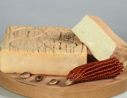 Immagine 3 di TALEGGIO D.O.P. ARNOLDI VALTALEGGIO