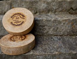 Immagine 1 di BETTELMATT D'ALPE FORNO CASEIFICO ALBRUN DI MATLI GIANNI