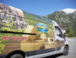 Immagine 5 di GARDA RISERVA CASEIFICIO ALPE DEL GARDA